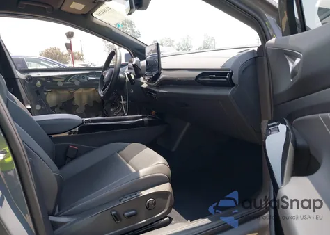 2023 Volkswagen Id.4 Awd Pro S z USA, uszkodzony, nr VIN 1V2WNPE88PC031961